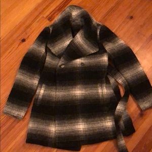 A Pea in the Pod Maternity coat